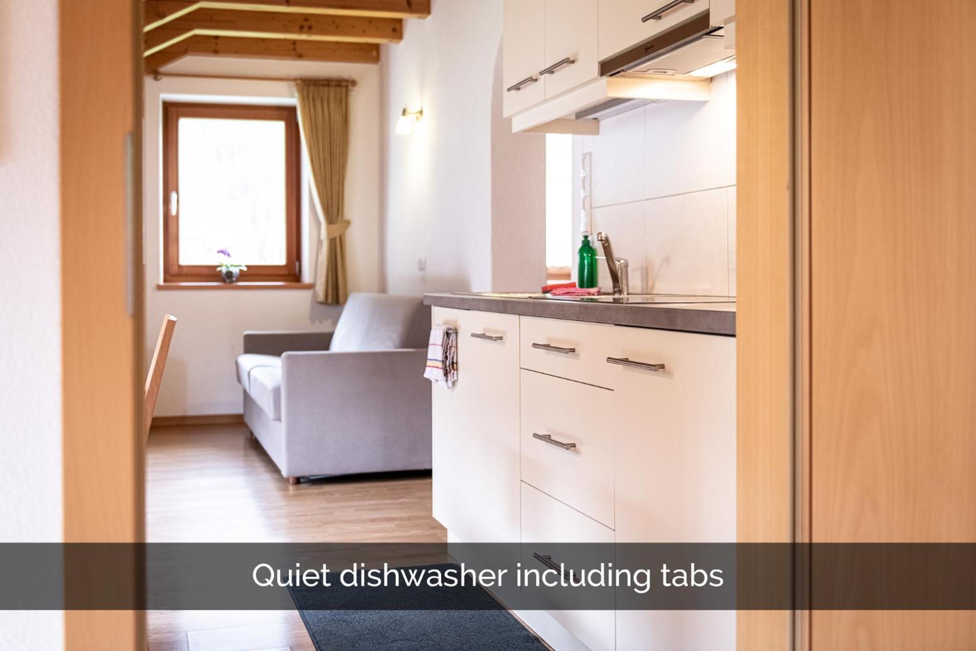 Apartments Nature Apis Landheim Антерсельва-ді-Меццо Екстер'єр фото
