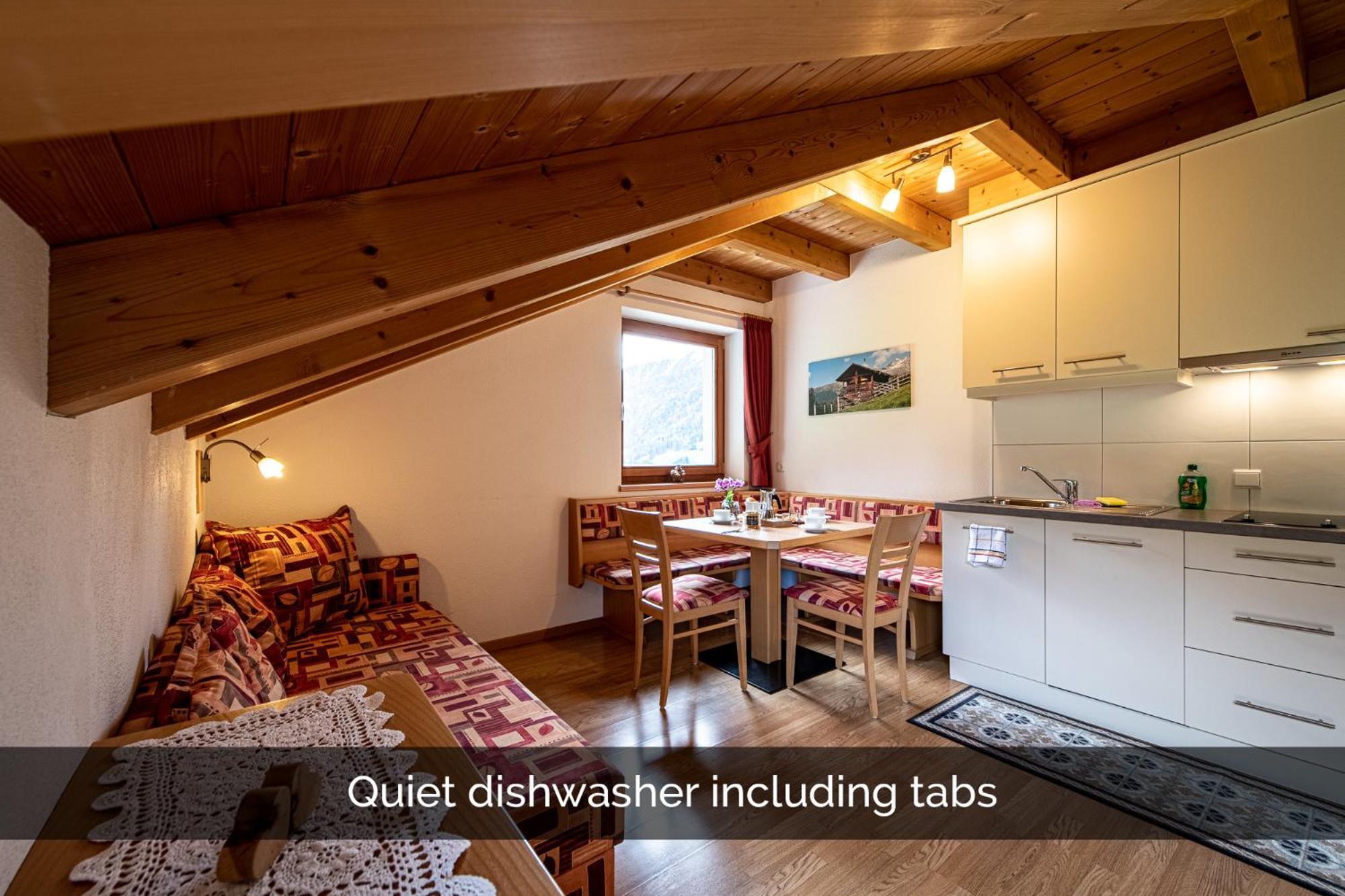 Apartments Nature Apis Landheim Антерсельва-ді-Меццо Екстер'єр фото