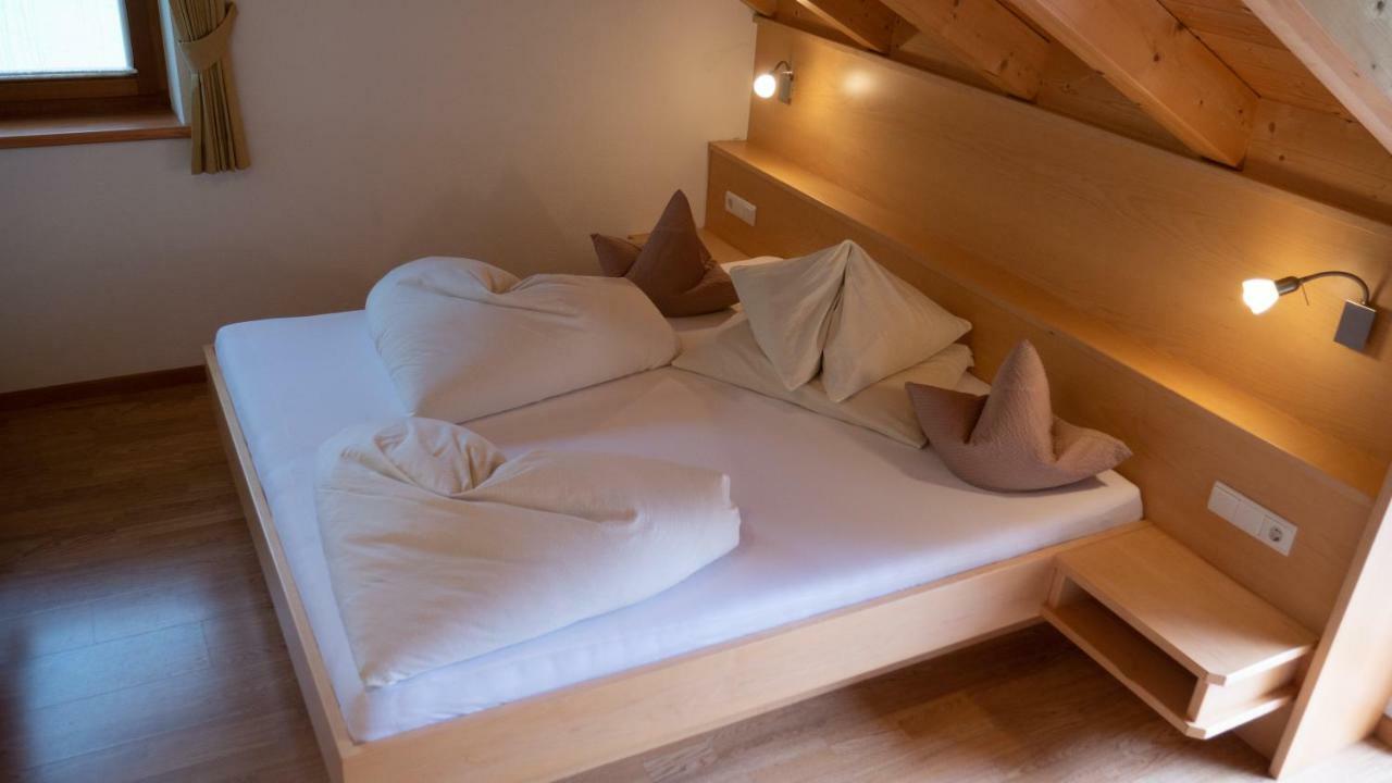Apartments Nature Apis Landheim Антерсельва-ді-Меццо Екстер'єр фото